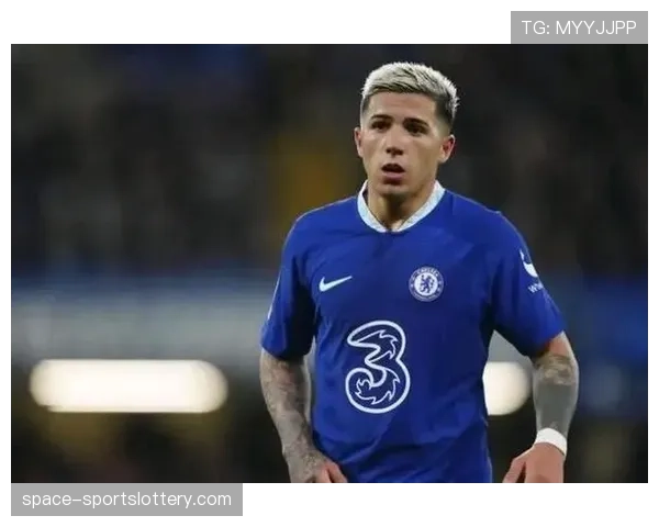 切尔西本赛季最令人失望球员引讨论，阵容深度受质疑