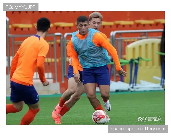 为迎合欧洲观众,部分中超比赛开球时间微调,效果待观察 为迎合欧洲观众,部分中超比赛开球时间微调,效果待观察